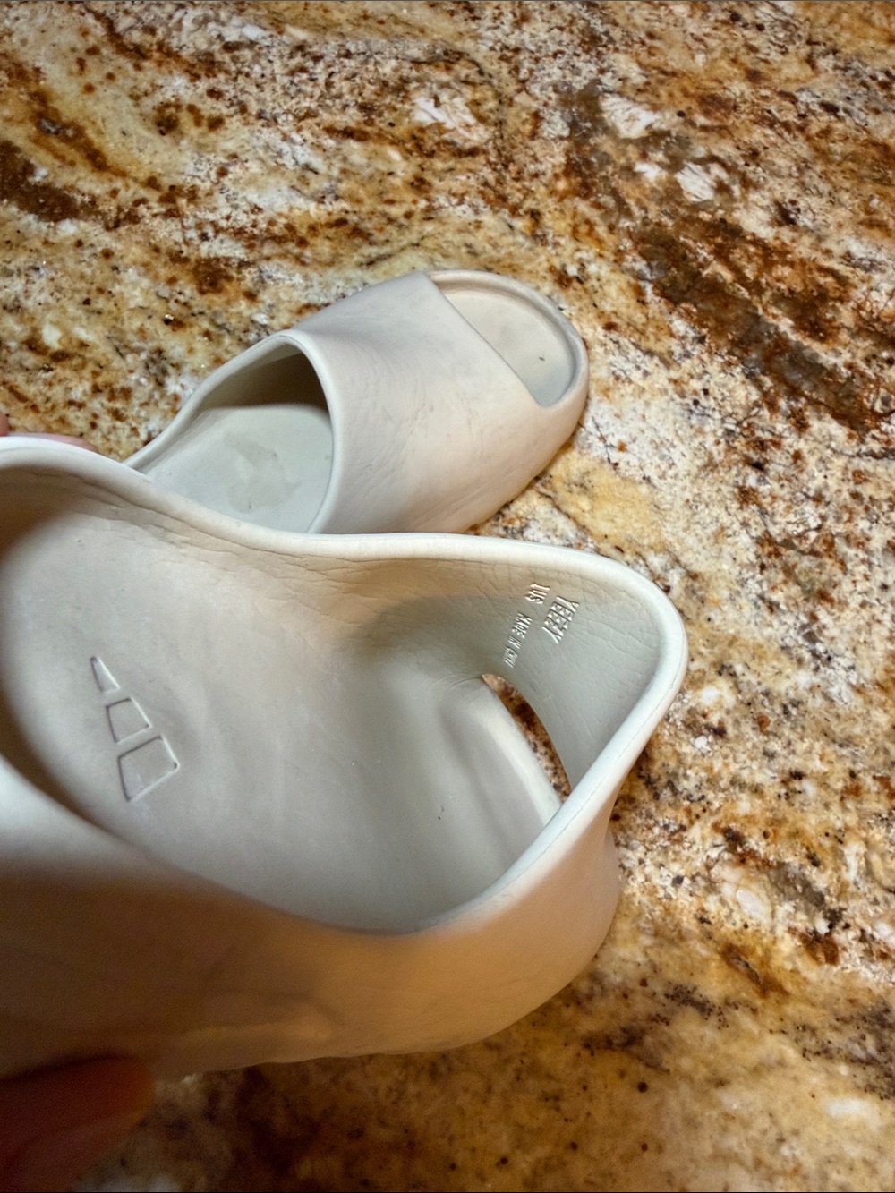 Yeezy Slides Kids - Picture 7 of 7